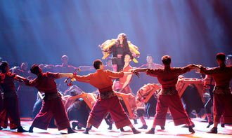 保山市文化和旅游局專場文藝展演隆重慶祝新中國成立70周年，彰顯文旅融合企業(yè)形象